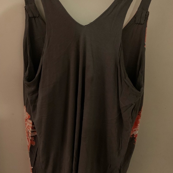 I-N-C international concepts size large tank - Picture 8 of 9